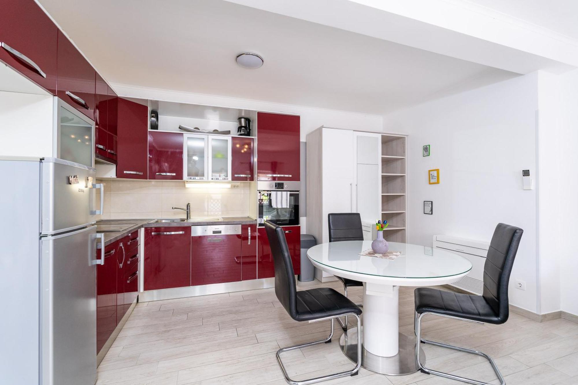 Feather Studio Apartment - Free Private Parking - Self Check-In Дубровник Экстерьер фото